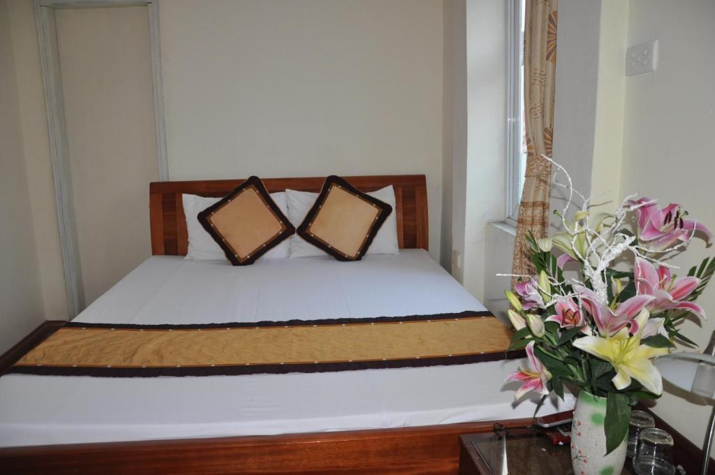 Camellia 5 Hotel Hanoi Room photo
