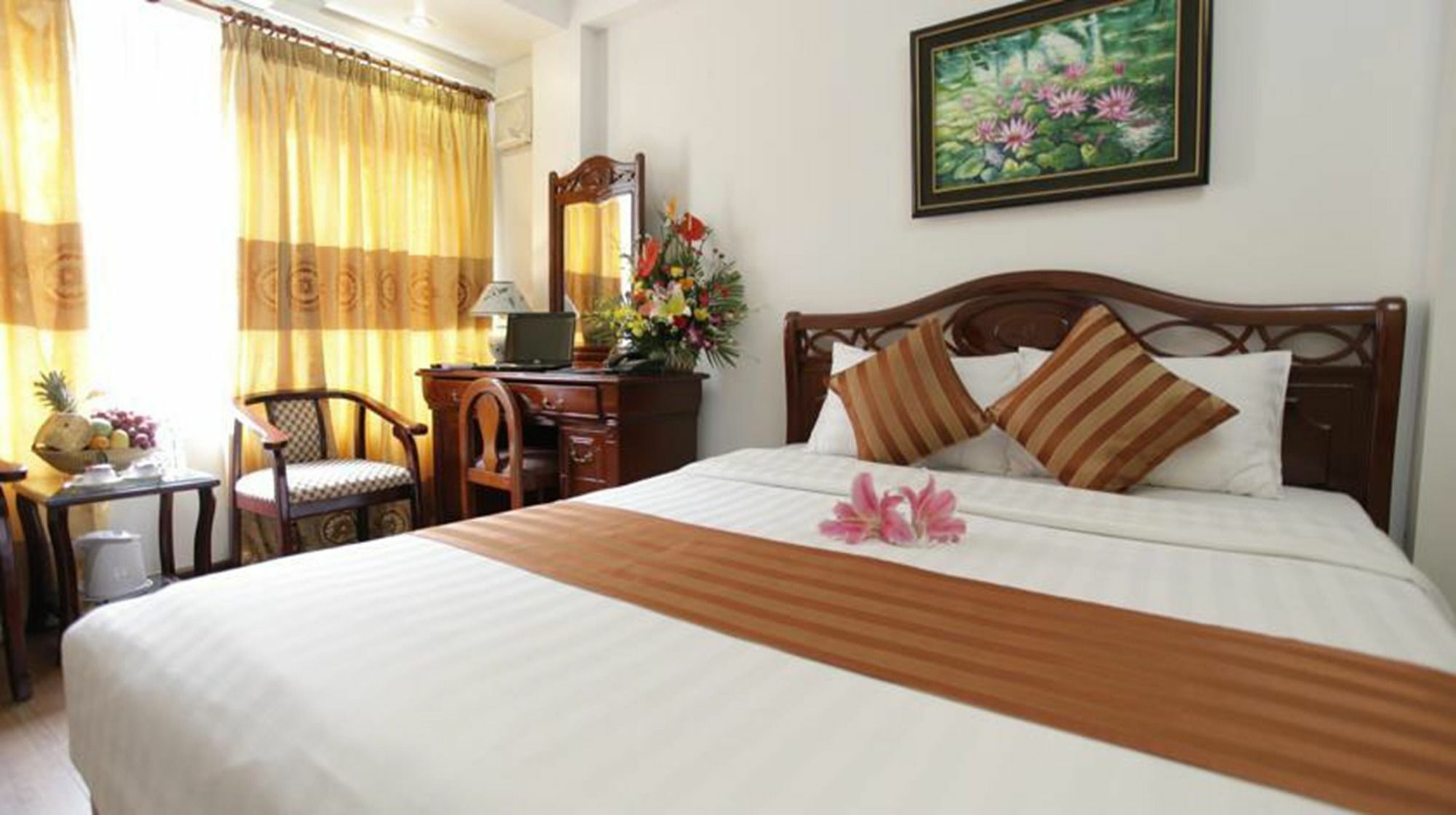 Camellia 5 Hotel Hanoi Exterior photo